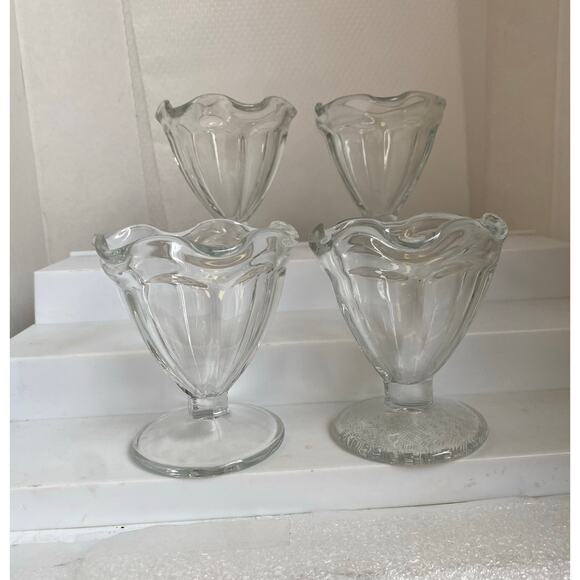 Vintage Ice Cream Sundae Dishes Clear Glass Footed Dessert Dishes Tulip Lot of 4 - Picture 12 of 12